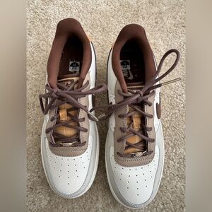 Nike Kids Sneakers Brown and White